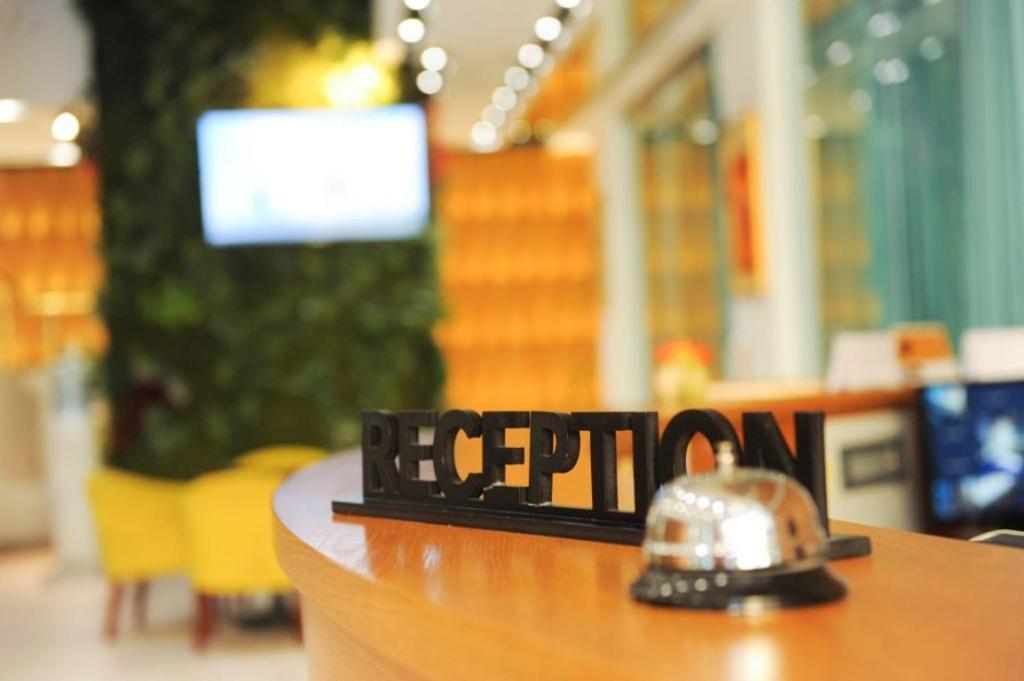Hotel Leonardo Shkallnur Luaran gambar