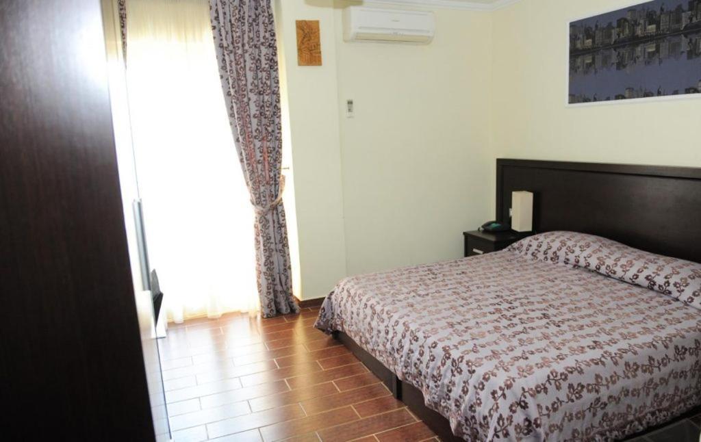 Hotel Leonardo Shkallnur Luaran gambar