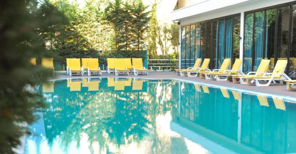 Hotel Leonardo Shkallnur Luaran gambar